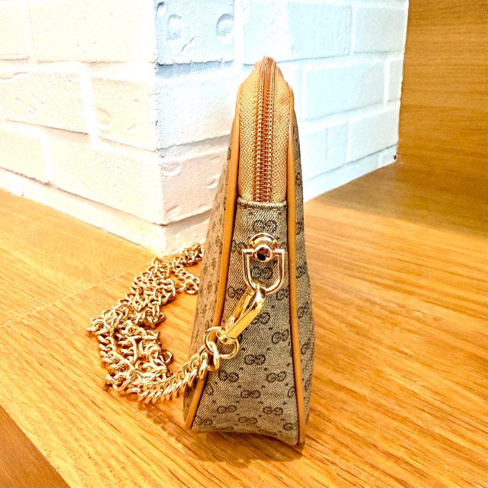 Gucci Authentic Vintage Micro Monogram Crossbody … - image 3